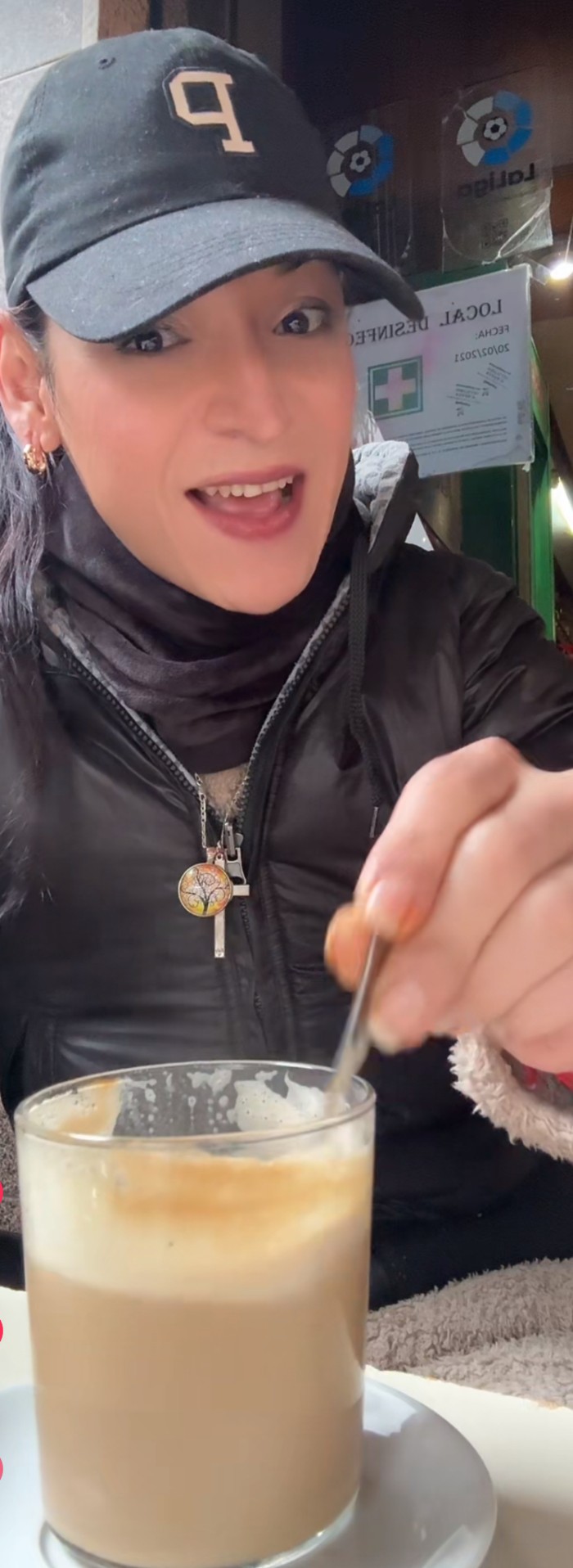 TU REINA LOBA FIESTERA EN TU CIUDAD