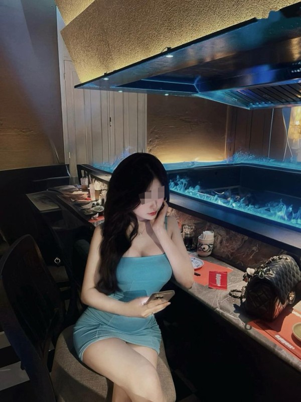 NUEVAS BELLEZAS ASIÁTICAS EN USERA