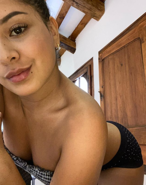 Chica natural 19 años foto real ,de paso por aquí apartamento privado