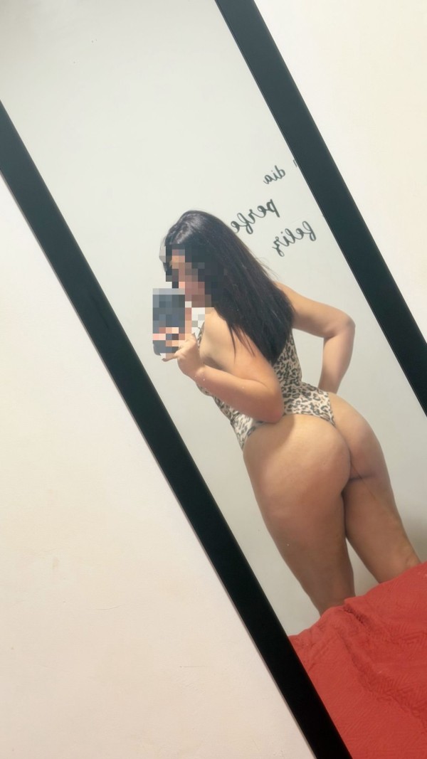 Joven recién iniciada cuerpo maravilloso 24 horas