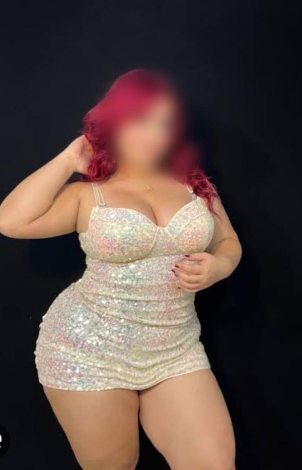 PAULINA CACHONDA Y NINFÓMANA.. ¡FOTOS REALES!