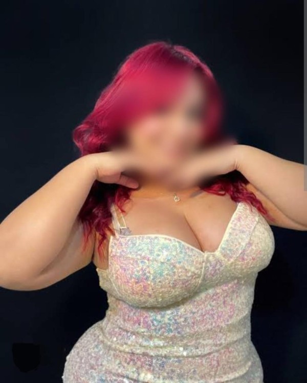 PAULINA CACHONDA Y NINFÓMANA.. ¡FOTOS REALES!
