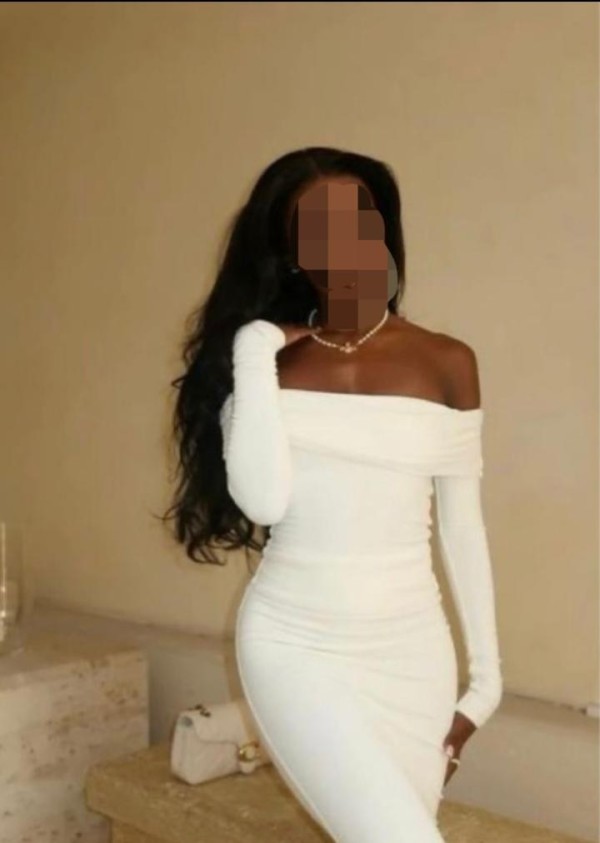 UNICA Y EXCLUSIVA MORENAZA, NOVEDAD EN SAN SEBASTIAN