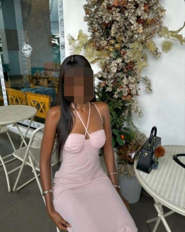 UNICA Y EXCLUSIVA MORENAZA, NOVEDAD EN SAN SEBASTIAN