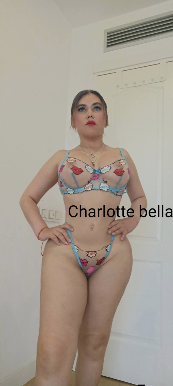 Mamadora experta vagina y anal 697754212 estoy en Madrid