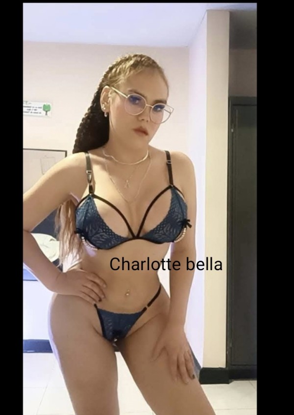 Mamadora experta vagina y anal 697754212 estoy en Madrid