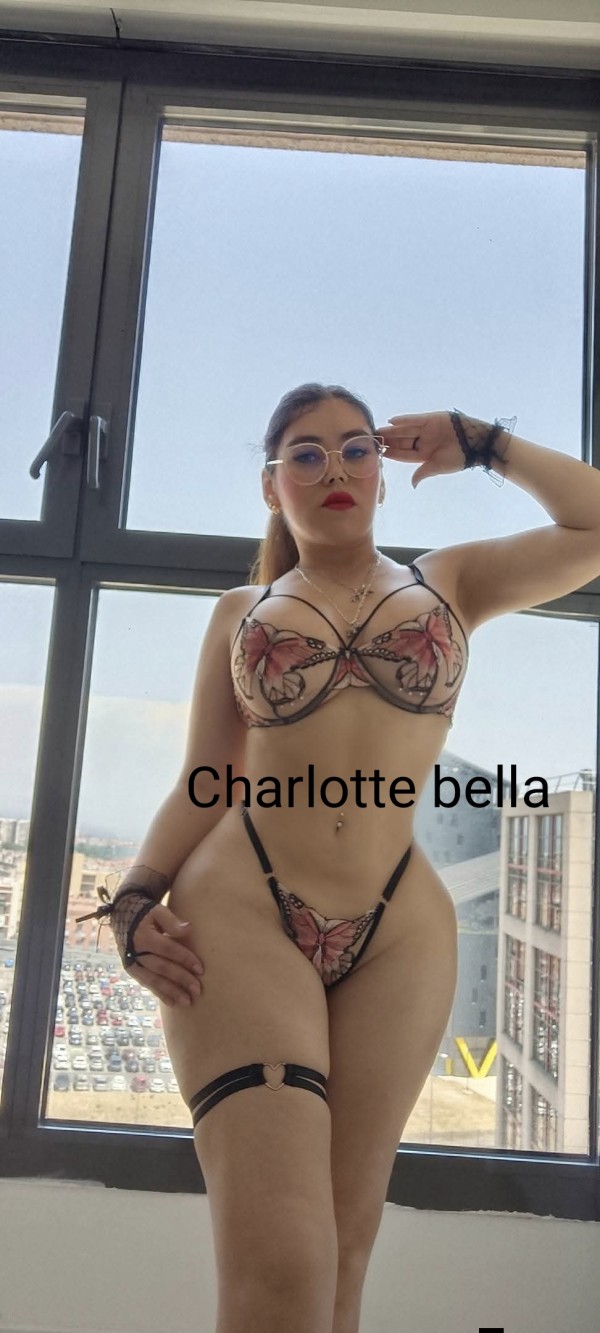 Mamadora experta vagina y anal 697754212 estoy en Madrid