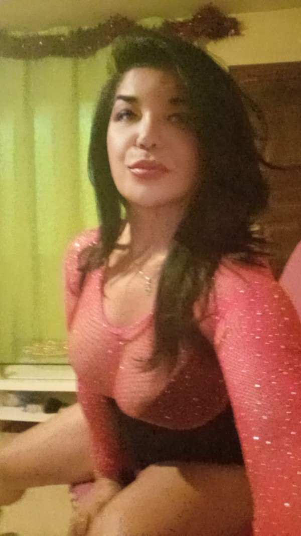 Mónica novedad Los Urrutias 8 fiestera