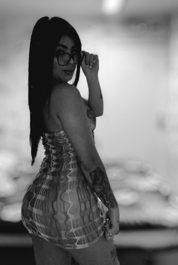 CAMILA toda una delicia COLOMBIANA