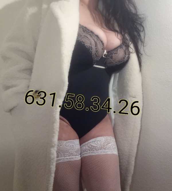 ESPAÑOLA TESTICULAR Y GLADERIANO MANOS DE SEDA