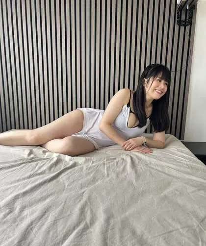 JOVENCITA JAPONESA GUAPISIMA NOVEDAD EN LANZAROTE