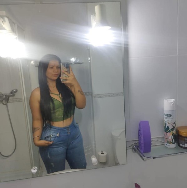 Niñata en Mataró centro 24hs, frances con garganta profunda besos apasionad