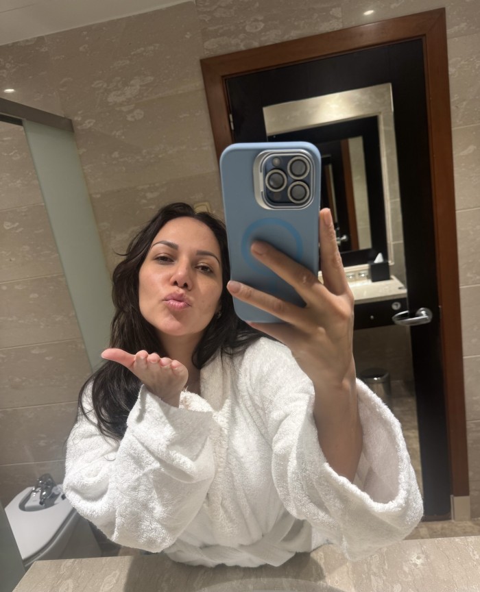 Veronica novedad latina