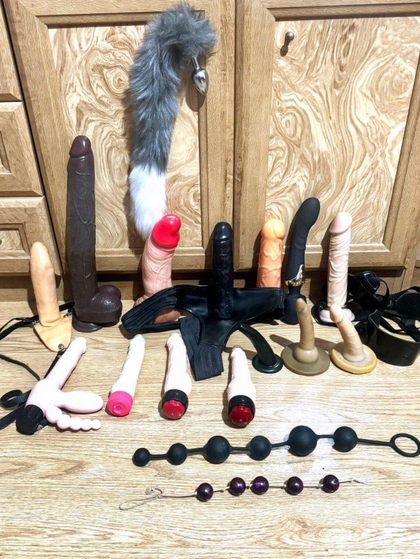 BEN A LLENAR MI BOCA MI CARA DE TU LECHE GARGANTA