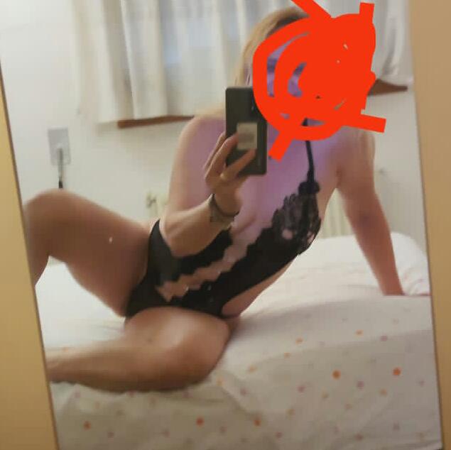 SOFIA MADURITA CARIÑOSA JUGUETONA EN LEON