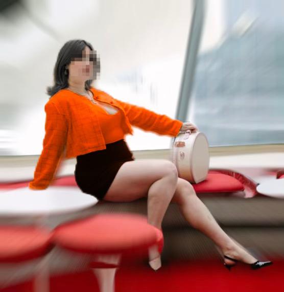 CATALANA.SECRETARIA DE DIRECCIÓN .SOLO HAGO SALIDAS