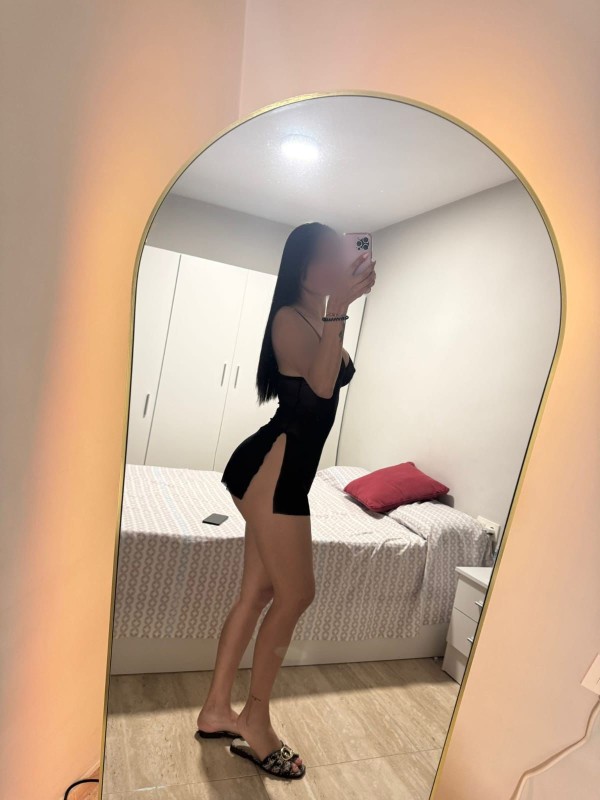 Karol ,Bombom Exquisito Para Tu Mas Íntimos Deseos