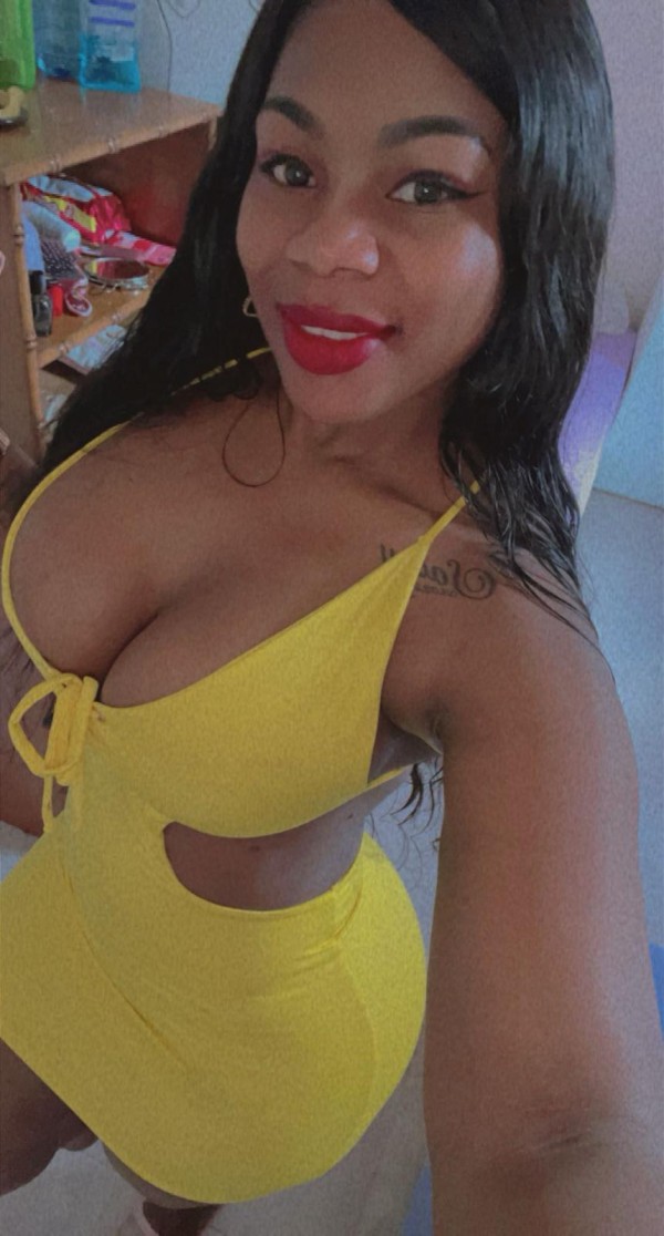 Karina mulata super tetona Con hambre de nuevas aventuras!!!