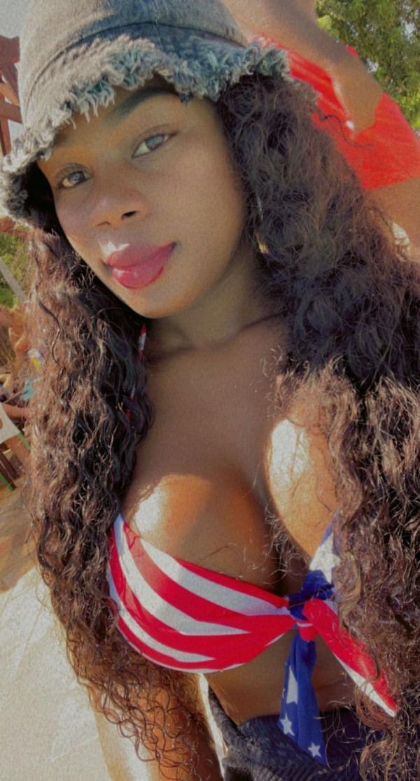 Karina mulata super tetona Con hambre de nuevas aventuras!!!