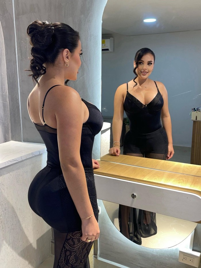 (SOLO SALIDAS) BUEN CULO Y NUEVO PAR DE TETAS