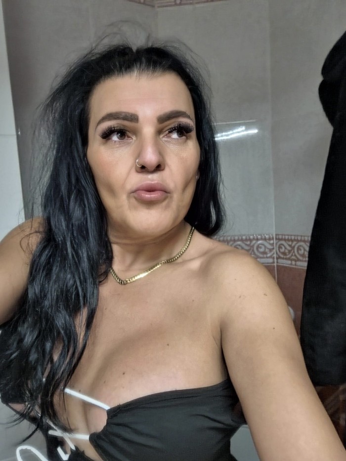 Valeria transexual hago salidas y videollamada 24
