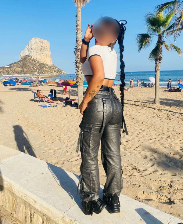 MORENA LATINA BRONZEADA