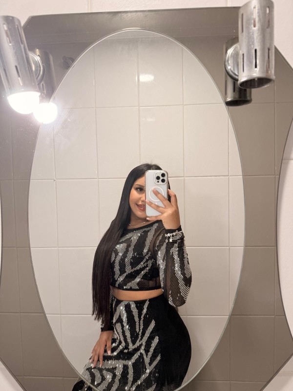 LINDA MORENA EN OURENSE INDEPENDIENTE