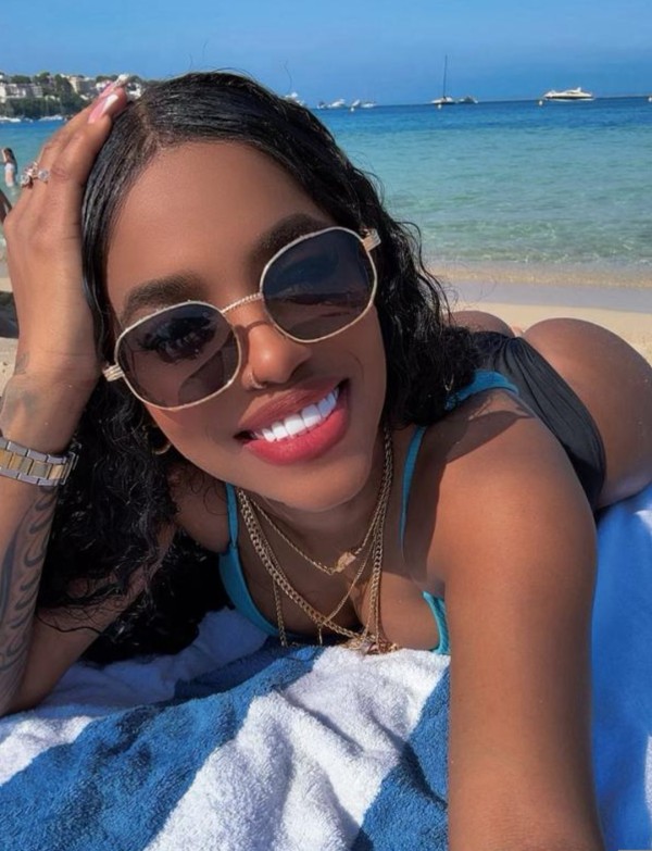 JOVEN ACOMPAÑANTE DOMINICANA DE LUJO ESPECTACULAR