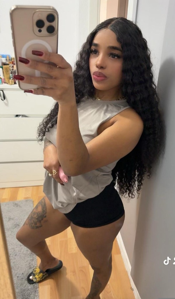 JOVEN ACOMPAÑANTE DOMINICANA DE LUJO ESPECTACULAR