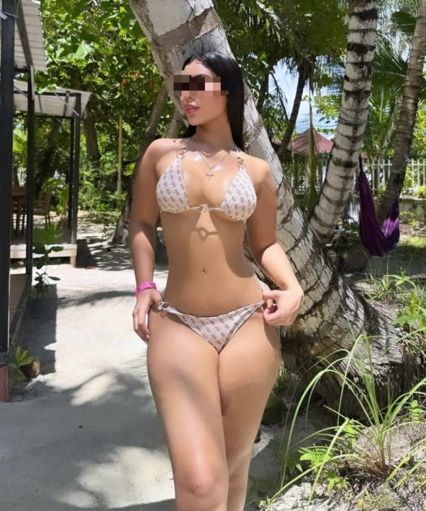 LUNA SEXY, CALIENTE, FIESTERA Y COMPLACIENTE