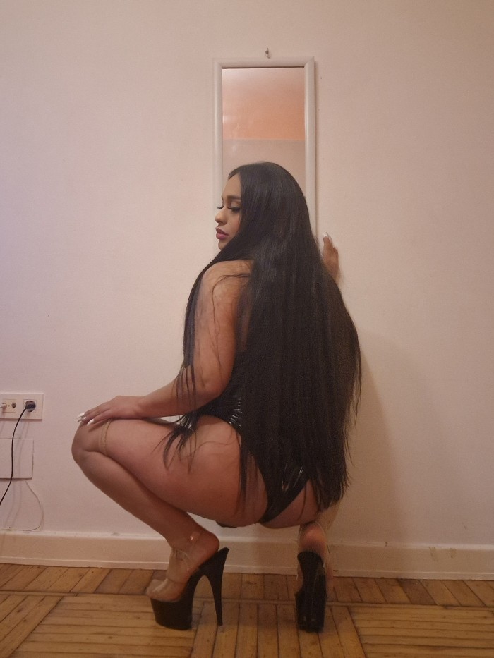 Guerrilla dame lefa en cara tetas Guarrillo