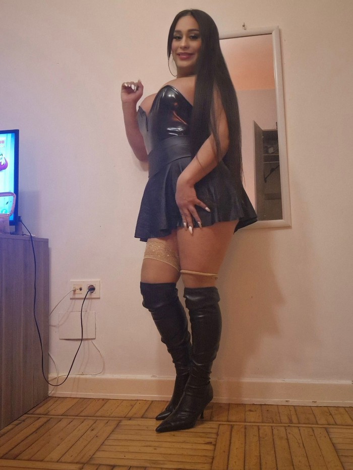 Guerrilla dame lefa en cara tetas Guarrillo