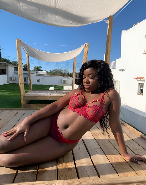 Susana Una tentacion latina