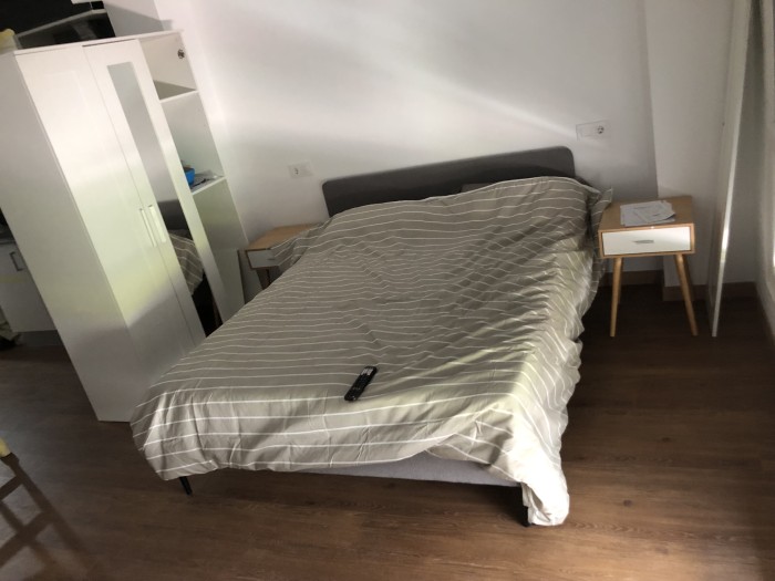 Dispongo de estudio en la grela discretisimo