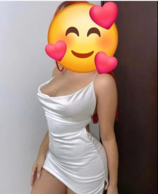PARAGUAYA DELGADA DIVERTIDA JOVEN EN SABINILLAS