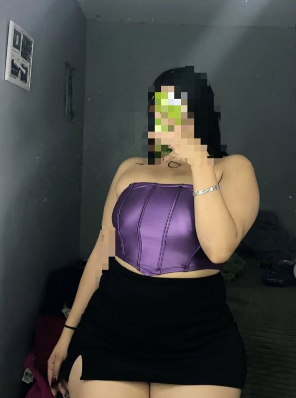 2 AMIGAS recién llegada en Fuengirola