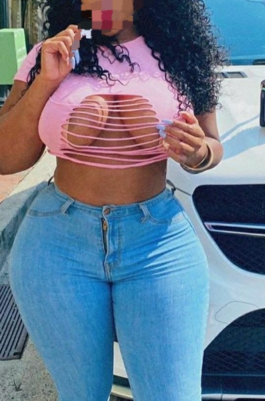 SILVIA JAMAICANA, EXQUISITA NOVEDAD EN CONIL DE LA FRONTERA (COLORADO)