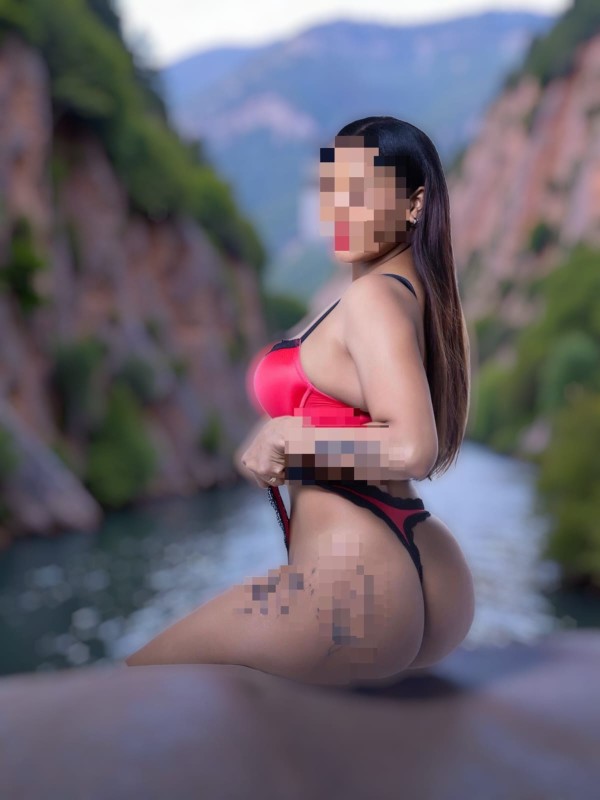 DOMINICANA  COQUETA  DE LUJO MUY COMPLACIENTE Y SENSUAL