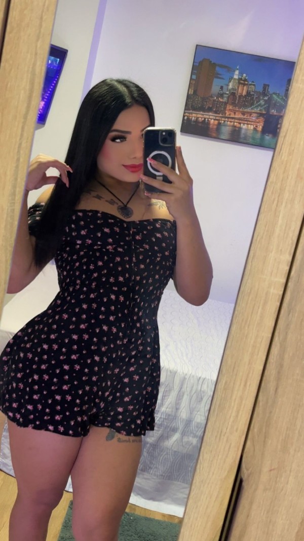 Trans divertida amorosa exelente trato disponible Alicante activa y pasiva