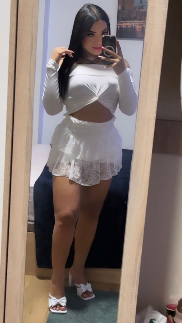 Trans divertida amorosa exelente trato disponible Alicante activa y pasiva