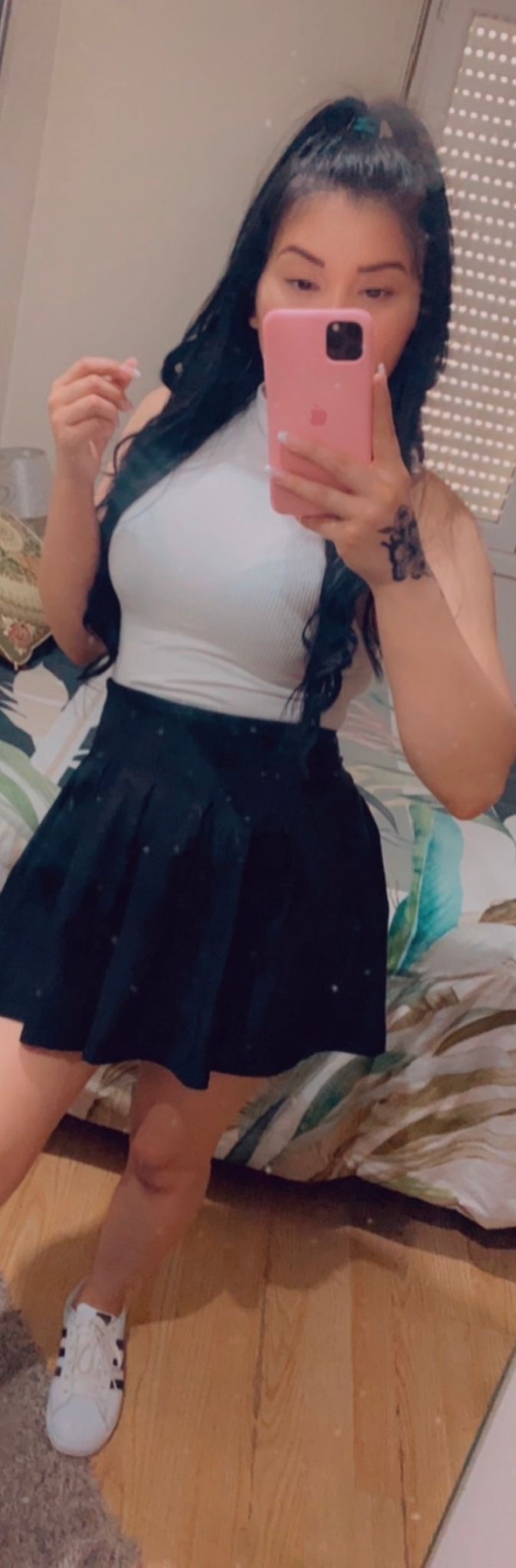 Catalina la muñequita latina fogosa y completita