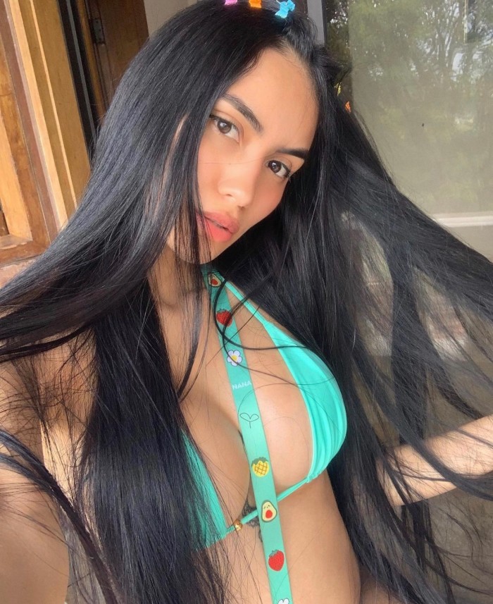 JOVENCITA RECIÉN LLEGADA PRIMERA VEZ DE SCORT