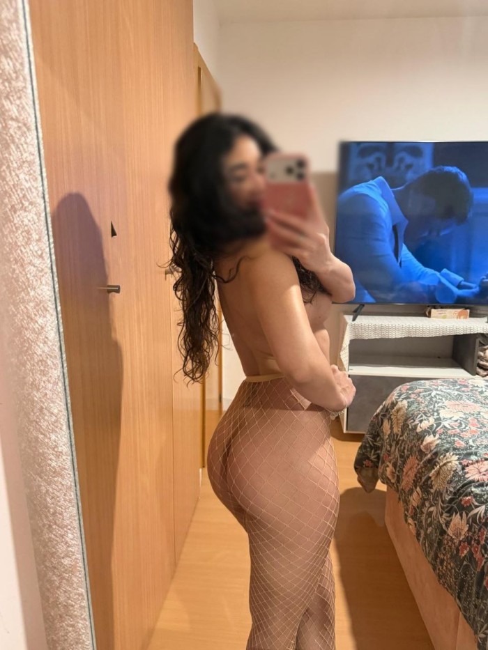 SOY MUY PERRA EN LA CAMA REALMENTE FIESTERA SEXY