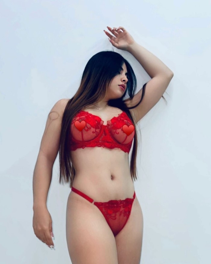 JOVENCITA FIESTERA ESPERANDO POR TI