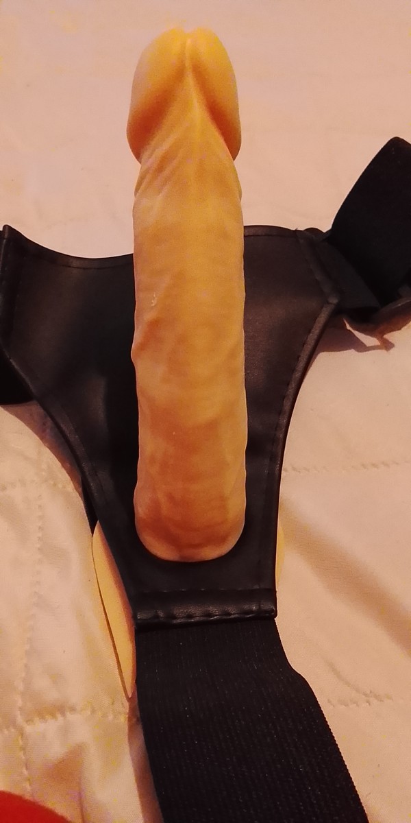 Sado BDSM    morbosa   squirt   fiestera s culona voluptuosa