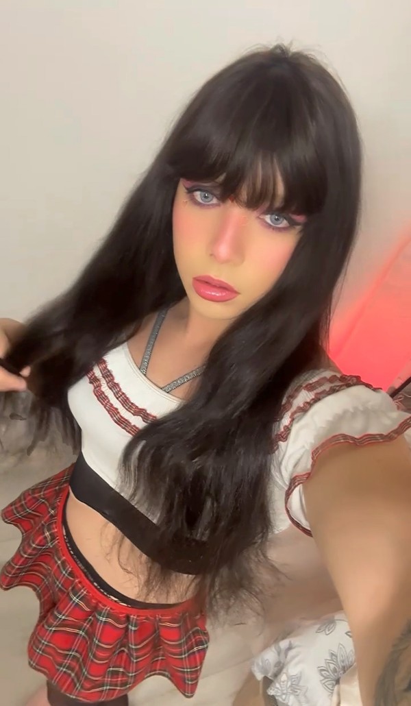 Jovencita brasileña activa y passiva