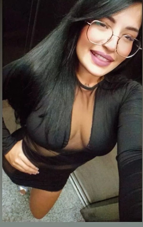 BELLA VENEZOLANA  DIVERTIDA  TB SALIDAS