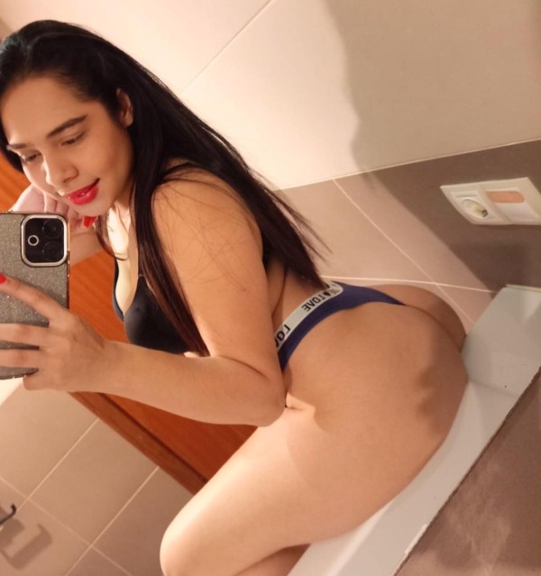 VENEZOLANA CALIENTE
