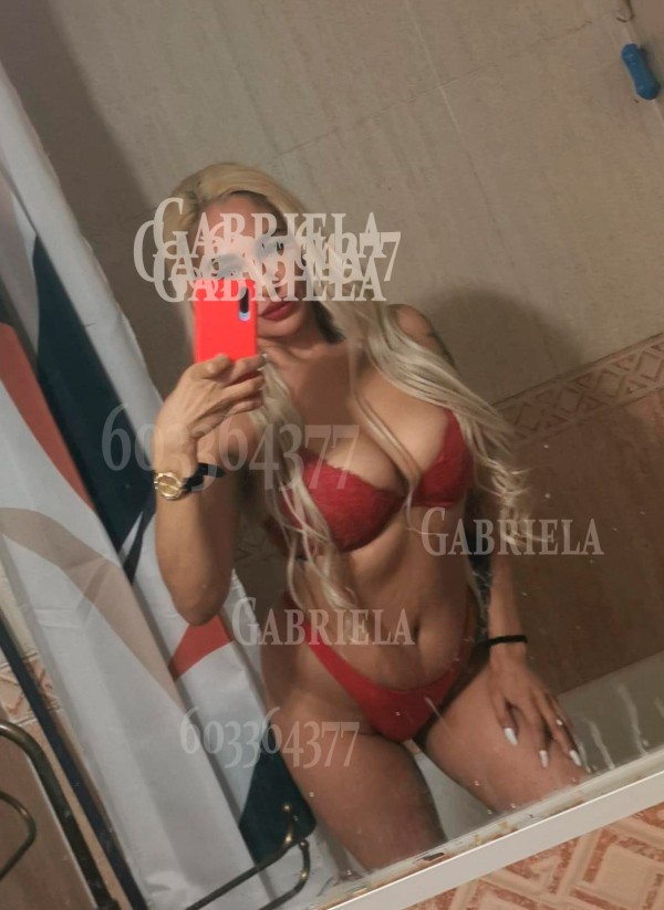 Madurita fiestera, muy sexy y apasioanda por Abando