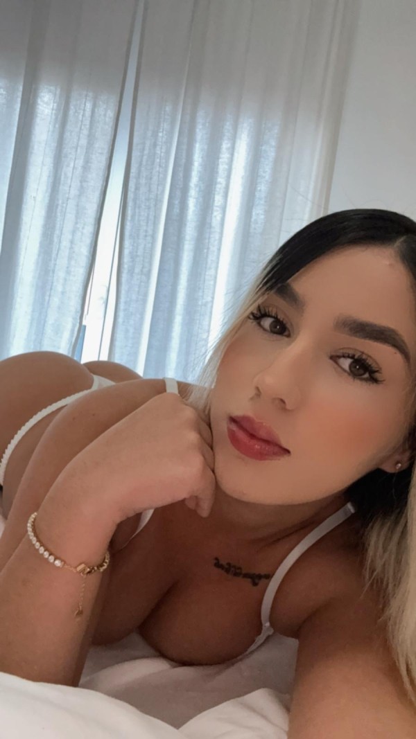Megan Hermosaaaaaa latina recién llegada